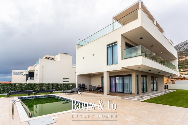 photo 32 Kaštel Sućurac, luxury villa with sea view