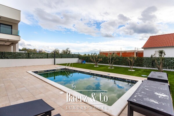 photo 33 Kaštel Sućurac, luxury villa with swimming pool and sea view