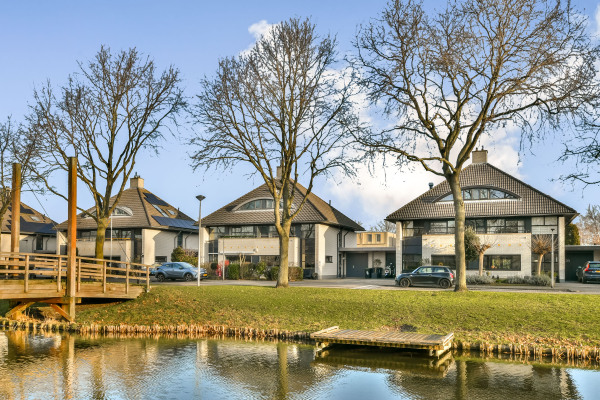 photo 1 Koningsvaren 30