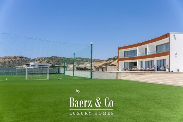 photo 4 Luxury Villa in Limassol