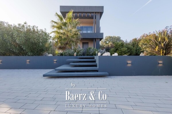 photo 23 Premantura, a unique and elegant villa with a swimming pool on a large landscaped garden