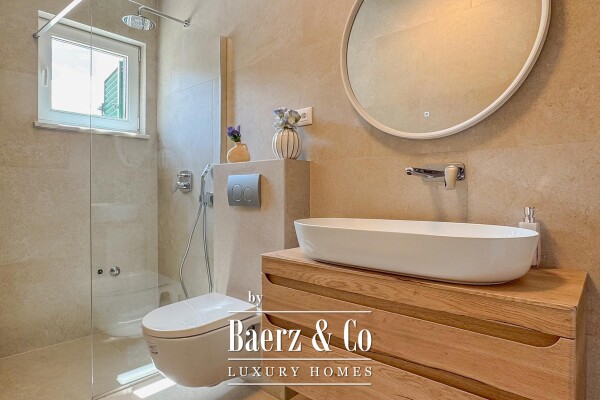 photo 25 Omiš, Krilo Jesenice, house with swimming pool and summer kitchen