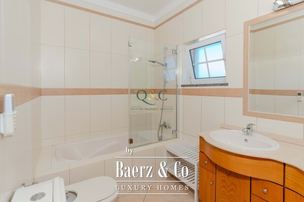 photo 27 Beautiful luxury home in Loulé (São Clemente), Loulé (São Clemente)