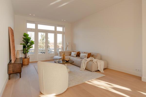 photo 6 Olympiaplein 43 B