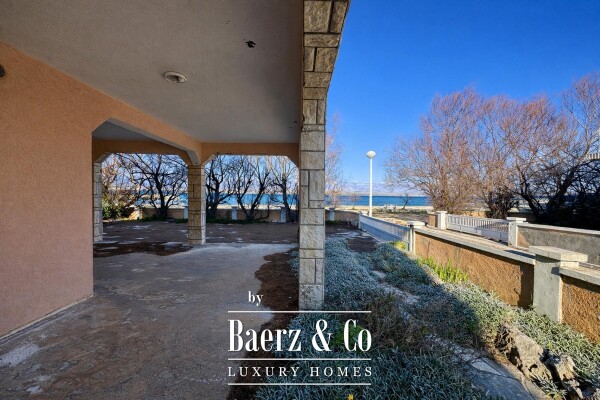 photo 6 Zadar, Vir, house 1st row to the sea