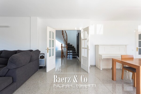 photo 16 Independent house with a pool, garden, and large terraces in La Plana – Bellsoleig