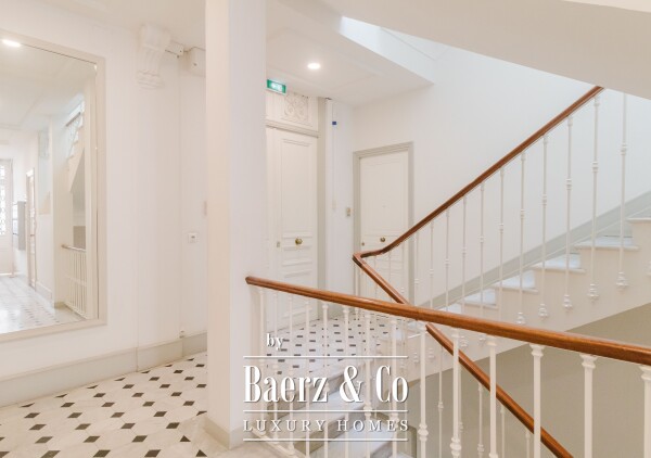 photo 24 Beautifully Renovated and Furnished Bourgeois Apartment