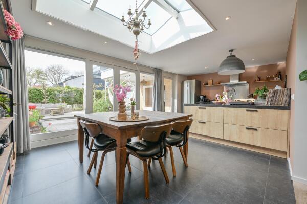 photo 8 Rozenobel 25