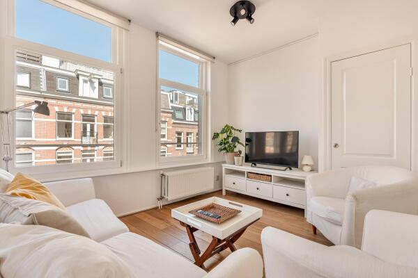 photo 4 Balthasar Floriszstraat 12 3