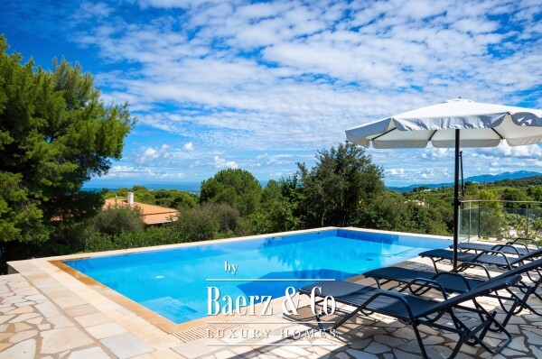 photo 2 2353809 - Maisonette For sale, Lefkada, 218 sq.m., €990.000