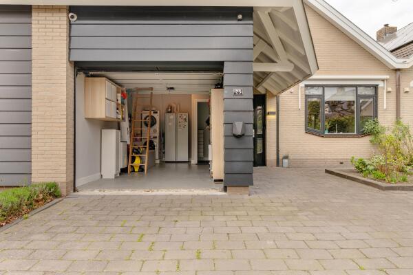 photo 44 Toevluchtstraat 25