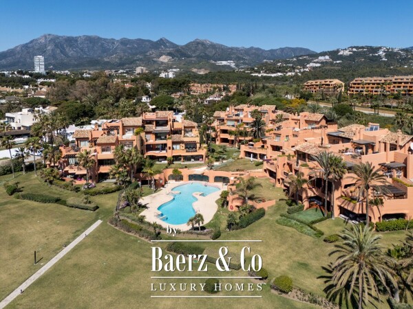 photo 19 Penthouse - Marbella East - Ref: 8717