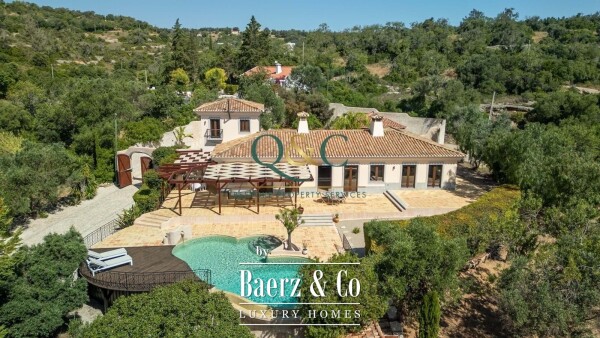 photo 2 Beautiful luxury home in Loulé (São Clemente), São Clemente