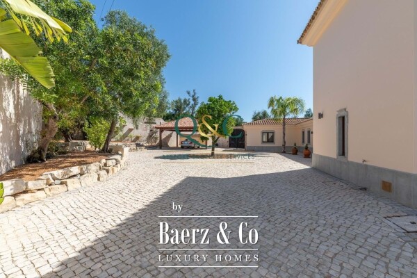 photo 4 Beautiful luxury home in Loulé (São Clemente), São Clemente