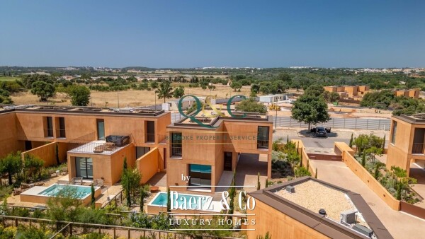 photo 28 Beautiful luxury home in Quarteira, Vilamoura