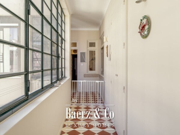 photo 13 Elegant Three-Bedroom Apartment Between Eduardo VII Park and Amoreiras