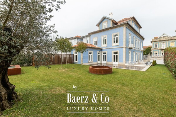 photo 1 Magnificent mansion dating from the early 20th-century (1908)
