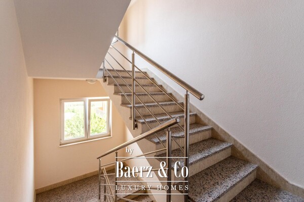 photo 2 Stobreč, a well-built house with 3 apartments, total area of 561 m²