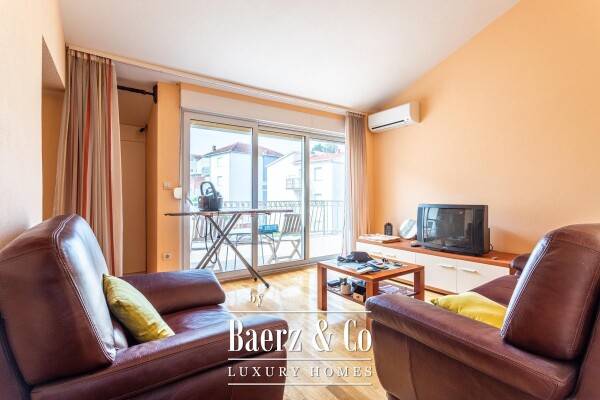 photo 9 Stobreč, a well-built house with 3 apartments, total area of 561 m²