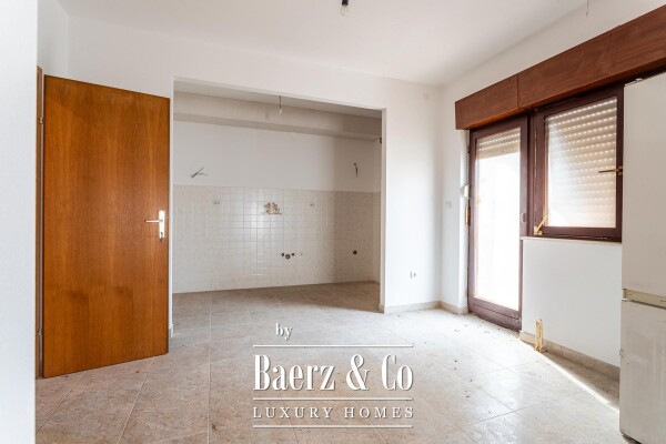 photo 20 Stobreč, a well-built house with 3 apartments, total area of 561 m²