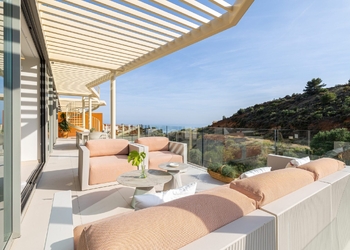 Luxury Sky Villa with Private Terrace and Valley Views