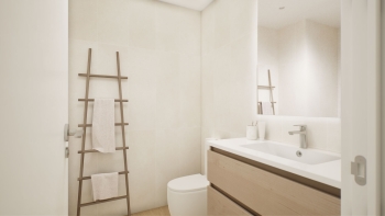 Penthouse with efficient layout and dual terraces